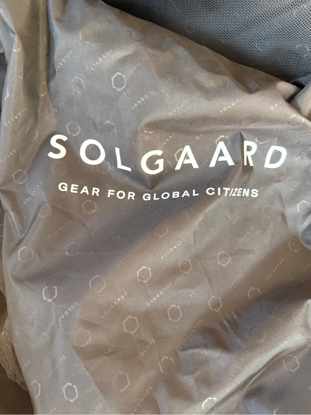 Solgaard Luggage 25” Check In Closet New - Picture 9 of 15